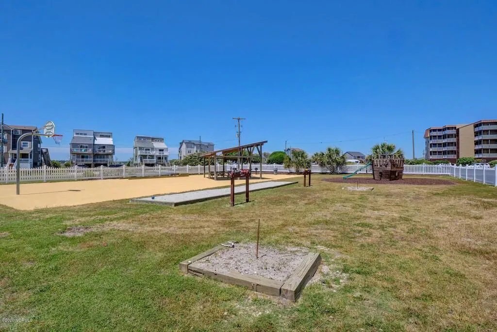 Topsail Dunes Picnic Area